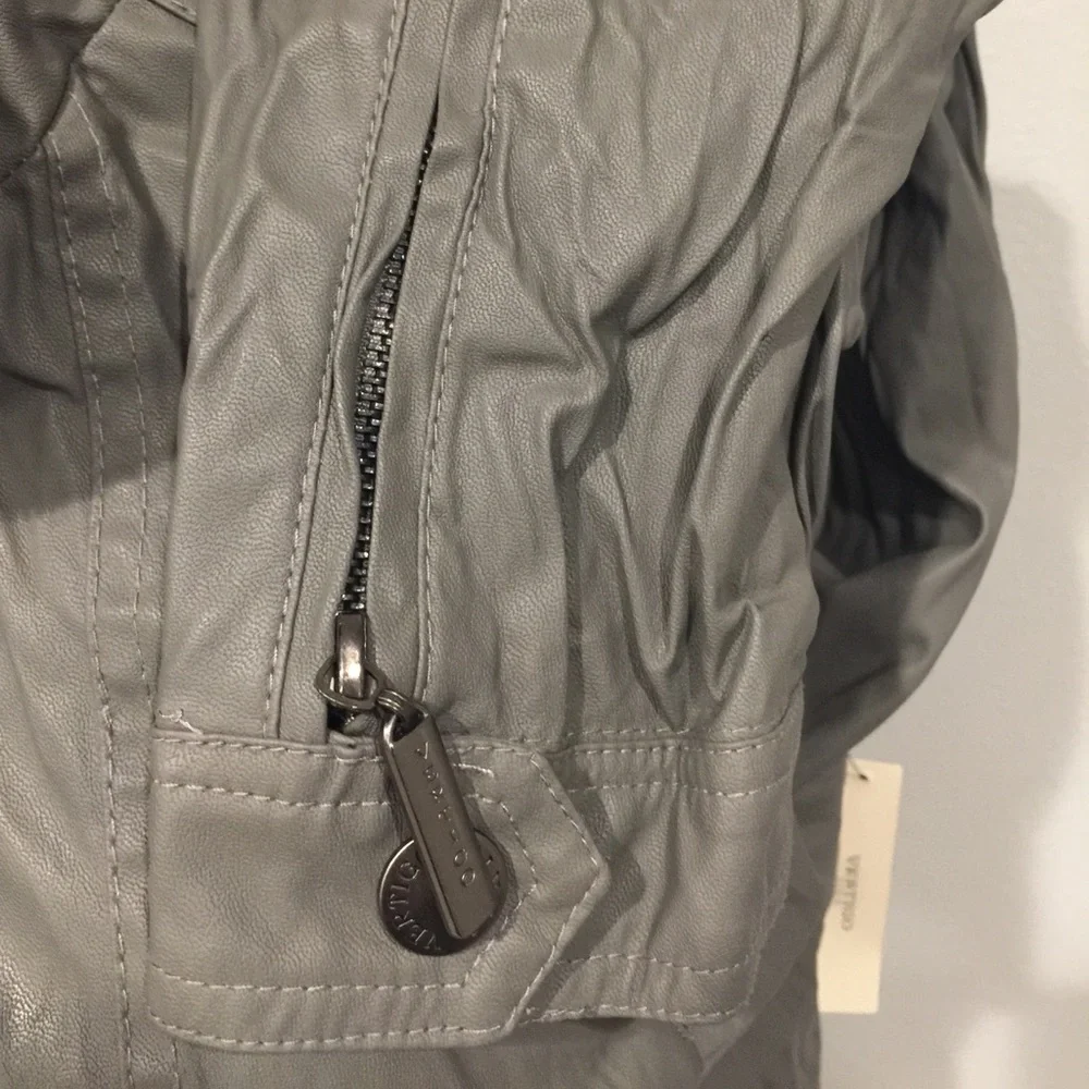 NWT Vertigo Paris Faux Leather Bomber - Picture 5 of 8